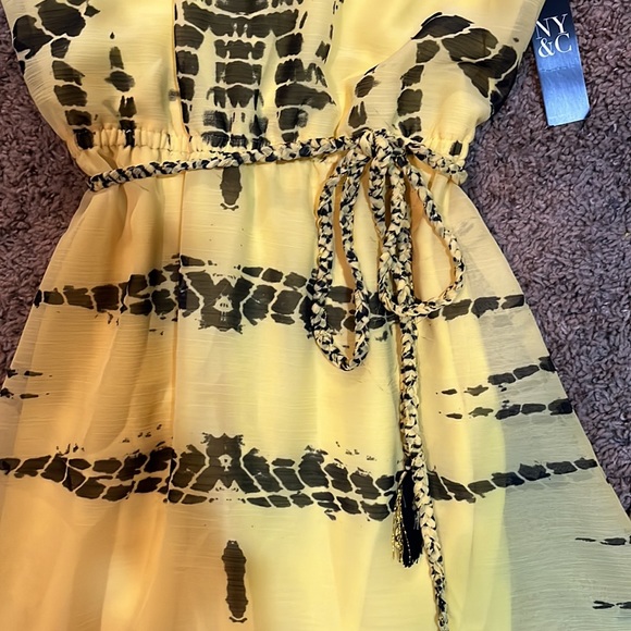 Yellow tie die halter dress - Picture 4 of 5